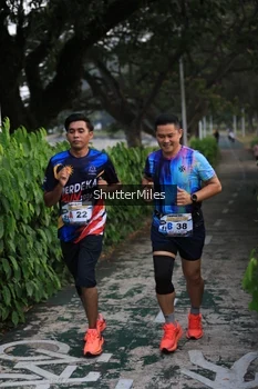 Runner Photo 4314345