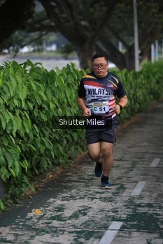 Runner Photo 4314381
