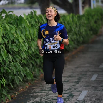 Runner Photo 4314388
