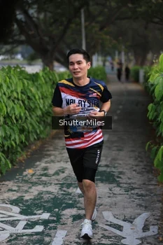 Runner Photo 4314399