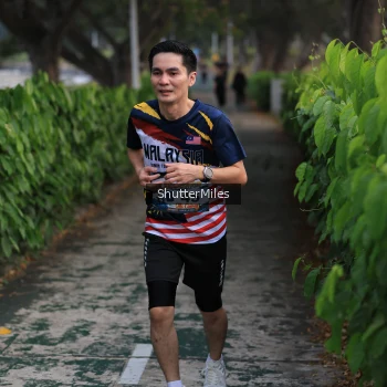 Runner Photo 4314400