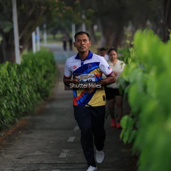Runner Photo 4314429