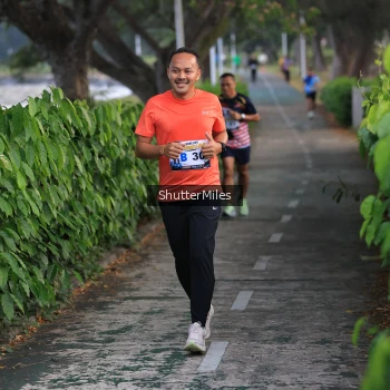 Runner Photo 4314473