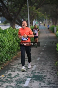 Runner Photo 4314475
