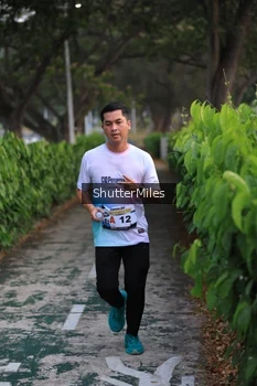 Runner Photo 4314530