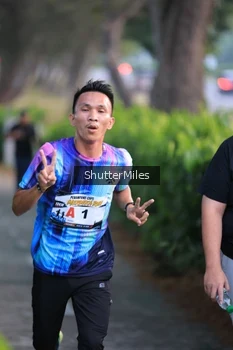 Runner Photo 4314587