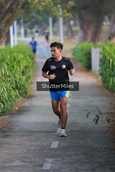 Runner Photo 4314594
