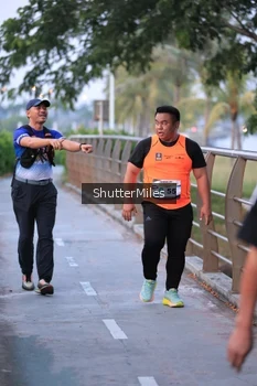 Runner Photo 4314609