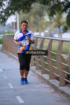 Runner Photo 4314635