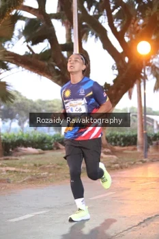 Runner Photo 4314673