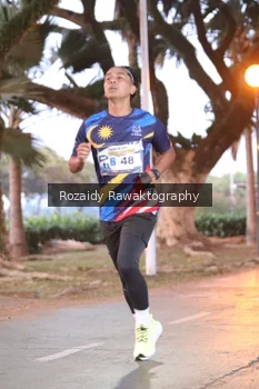 Runner Photo 4314676