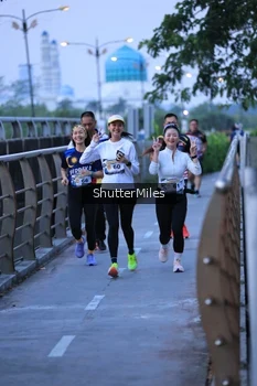 Runner Photo 4314700