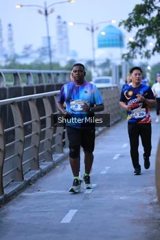 Runner Photo 4314706
