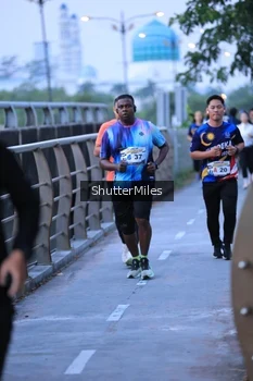 Runner Photo 4314707