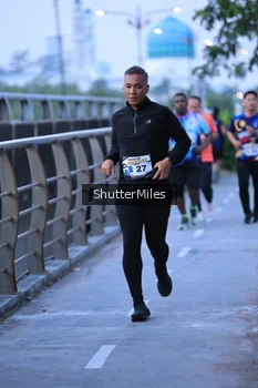 Runner Photo 4314708