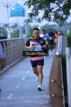 Runner Photo 4314729