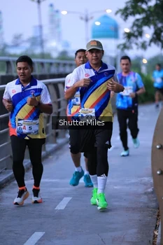 Runner Photo 4314764