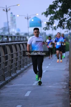 Runner Photo 4314771