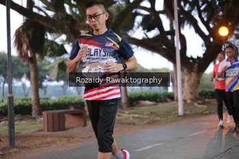 Runner Photo 4314859