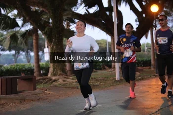 Runner Photo 4314871