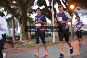 Runner Photo 4314872