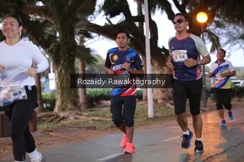 Runner Photo 4314873