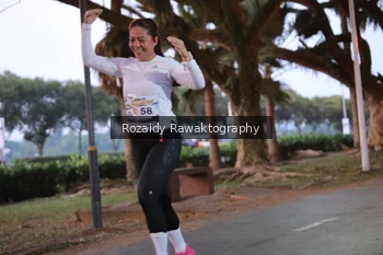 Runner Photo 4314877