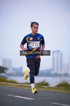 Runner Photo 4314894