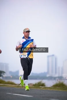 Runner Photo 4314903