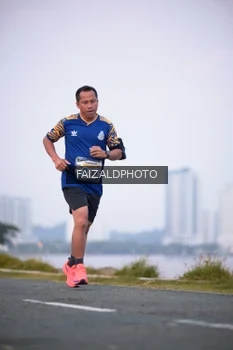 Runner Photo 4314905