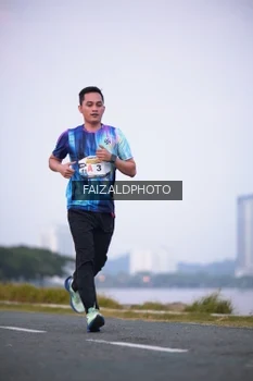 Runner Photo 4314906