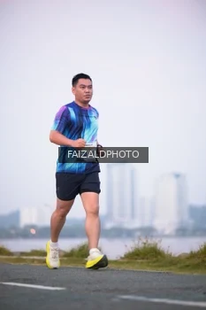 Runner Photo 4314909
