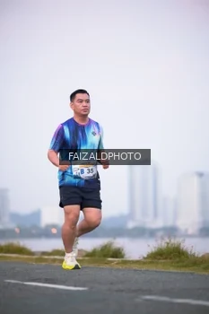 Runner Photo 4314910