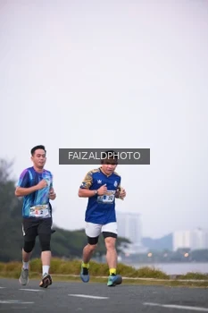 Runner Photo 4314914