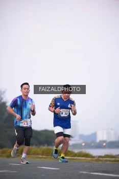 Runner Photo 4314916