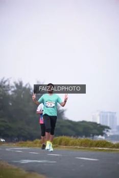 Runner Photo 4314918