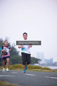 Runner Photo 4314941