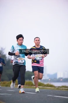 Runner Photo 4314942