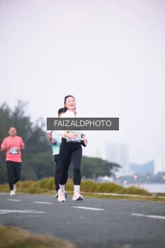 Runner Photo 4314972