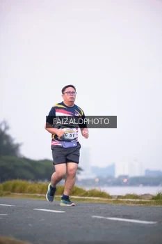 Runner Photo 4314973