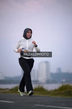 Runner Photo 4314994