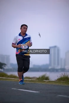 Runner Photo 4314996