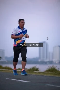 Runner Photo 4314999