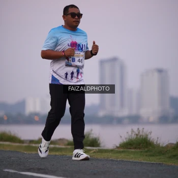 Runner Photo 4315004