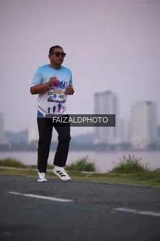Runner Photo 4315010