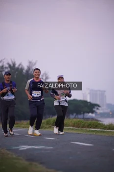 Runner Photo 4315017