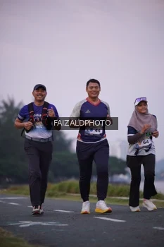 Runner Photo 4315022