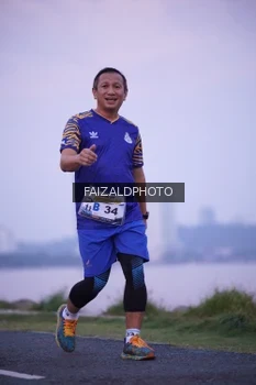 Runner Photo 4315032