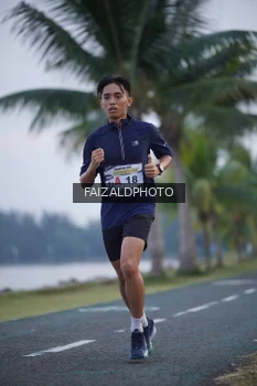 Runner Photo 4315056