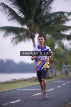 Runner Photo 4315062
